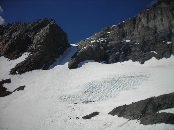 Looking up Dana couloir's snow and &#40;bit of&#41; ice on 6-22-08