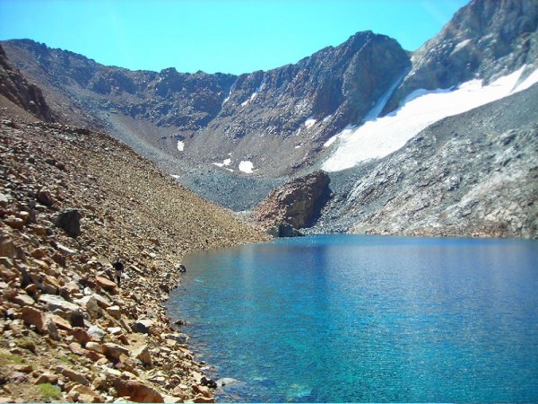 Dana Couloir on 8-17-08. Note the dry looking upper part of the couloi...