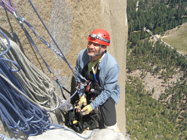 Mark Ippolito hanging out 1 pitch below Camp V. He's hoping his flomax...