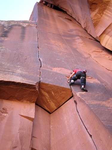 Tucker Chenoweth on Pente, 5.11