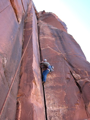 Ralph Tingey on an unnamed 5.10.