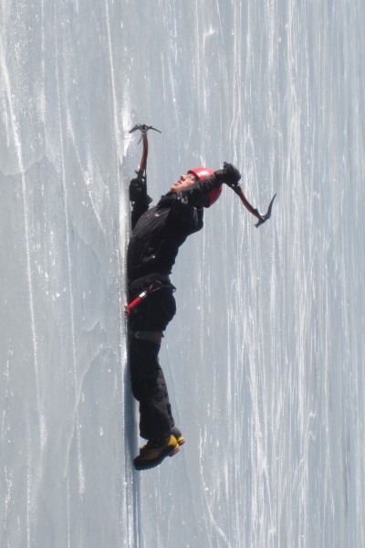 Har-duh ice climbing