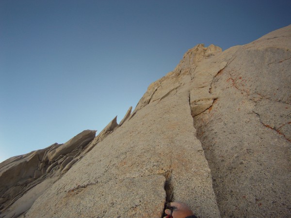 placing gear for first 10a crux