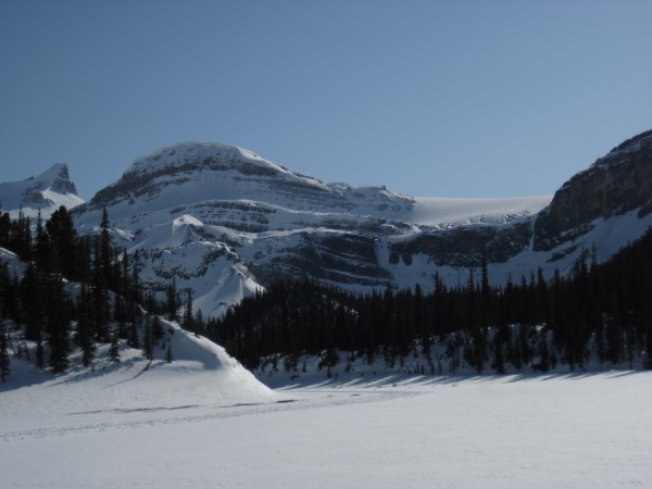 Closer to Bow Falls &#40;just to the right of the center of this pic&#...