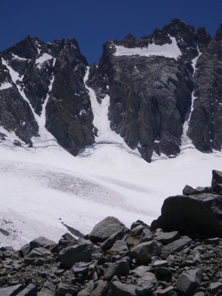 U-Notch in late June: bergschrund crossable on right side, some ice vi...