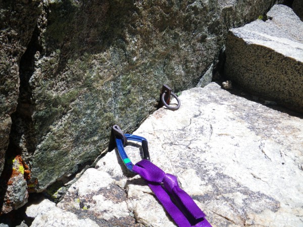 Two-piton belay mentioned in some guidebooks