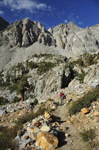 Below Puite Pass on the way to North Lake