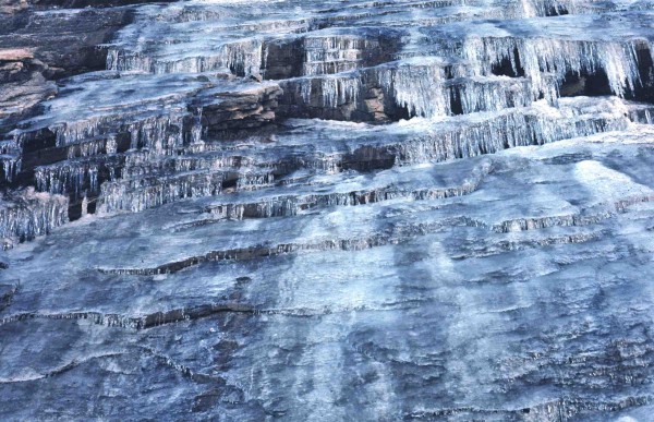 Icy approach to Whitney