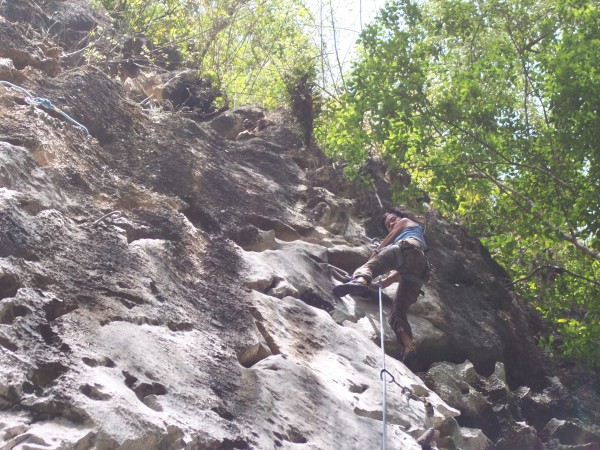 Elna at the top of Haight 5.8 a good warm up route. Haight means "shar...