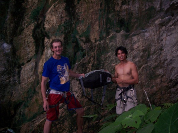 me and Raymund &#40;one of the local guides&#41; with his new rope bag