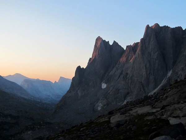 Warbonnet at sunrise from Cirque Lake