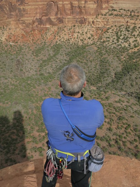 Scanning from the summit.  CG did a cool embroidery dragon on the back...