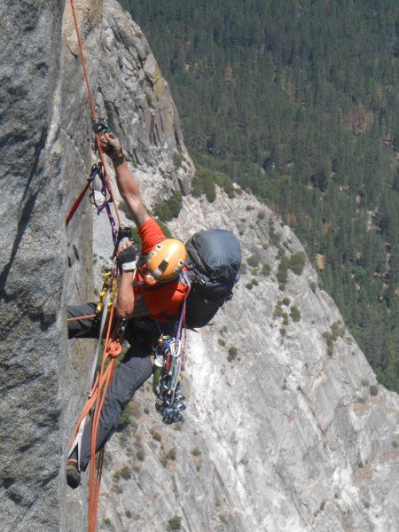 jugging in the grey bands on the traverse pitch