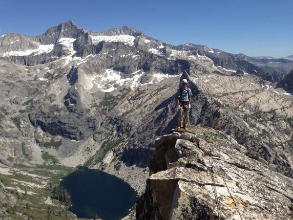 The "sidewalk" just under the summit. Eagle scout peak up and left.