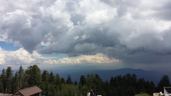 Scary clouds from the crest.  Also, the gift shop was closed!