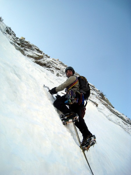 Hamik leading the 3rd pitch.