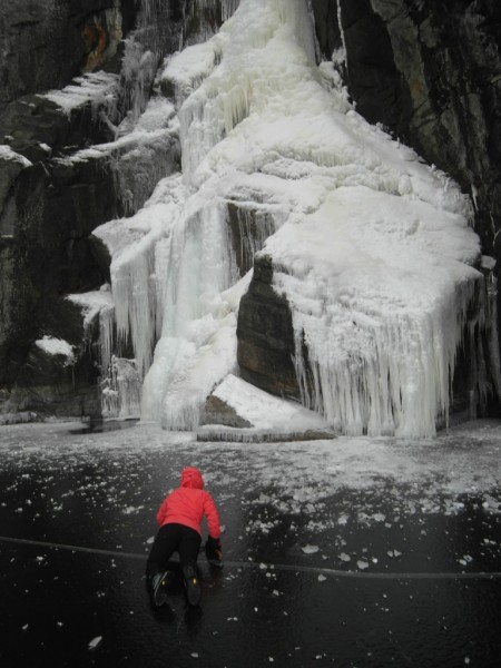 The ice guinea pig in it's natural habitat crawling across the 2" ice ...