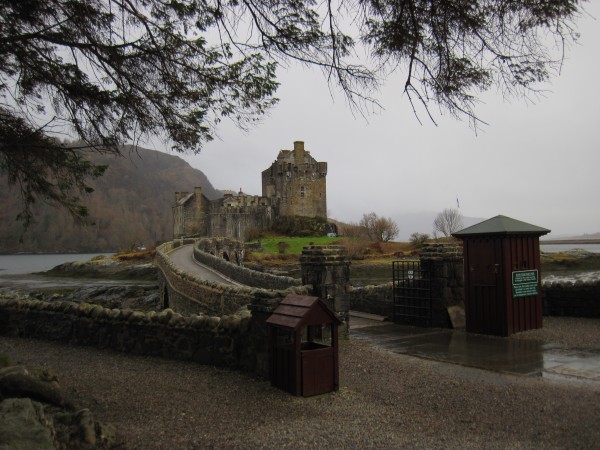 Eilean Doran Castle &#40;2/9/14&#41;. Raining pretty heavily, so we dr...