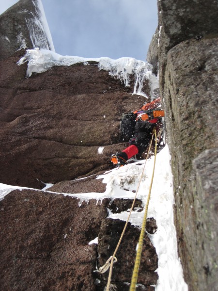 Susan cruising the crux &#40;2/10/14&#41;. While following Susan's lea...