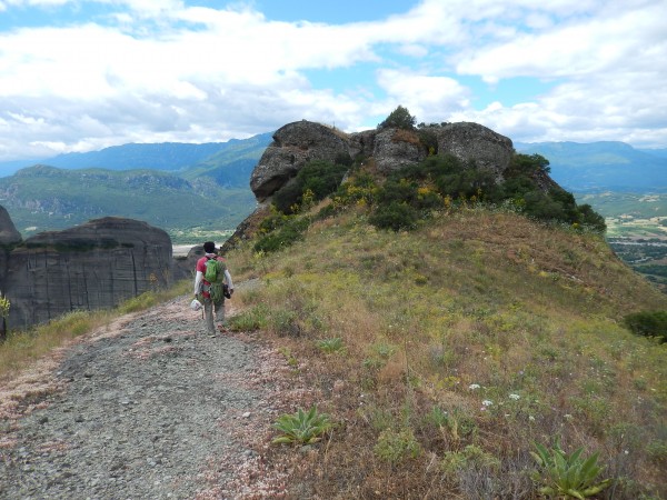 Trail across the Heiliger Geist, looking for the summit registry befor...