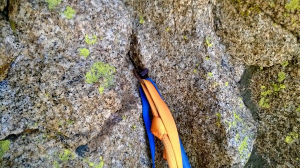 Ring angle belay/rap anchor