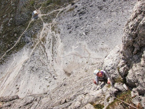 Somewhere higher on the route with the Rifugio Laveredo below