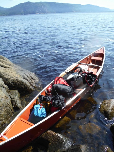 The canoe all packed up and ready to go