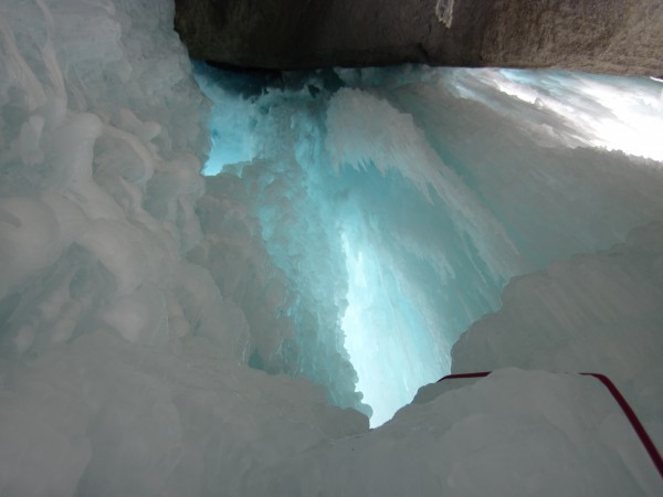 The cave up and through the 2nd pitch on Curtain Call &#40;4/8/14&#41;.