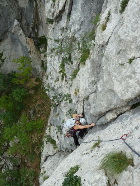 The first pitch of Kamasutra at the north end of the Anika Kuk formati...