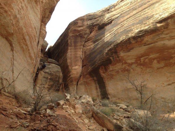 Rapping into the decent gully.