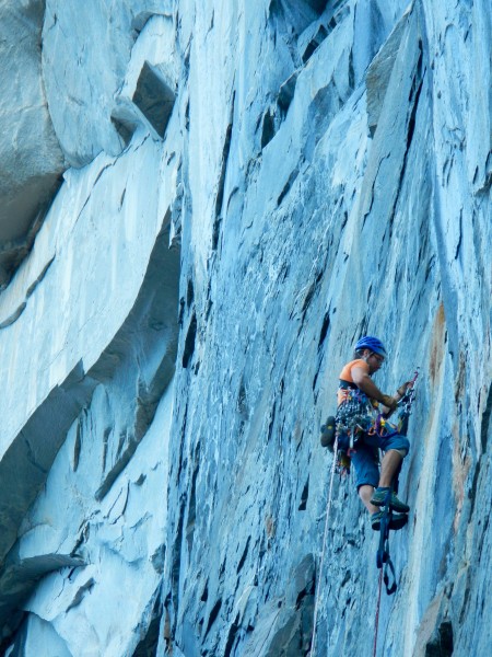 Ian Nicholson leading the second pitch of T-Trip on our first day on t...