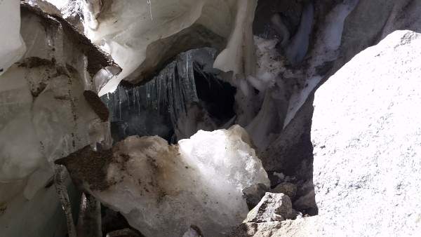 Under MIddle Palisade Glacier - looking for the Secor Route