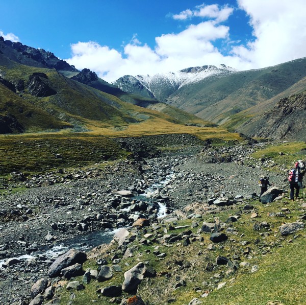 The approach to Sauyr Zhotasy East, 3750m. photo Mitch Murray