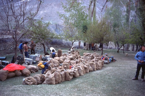 Dasso camp with more of the loads - Yvon birdwatching