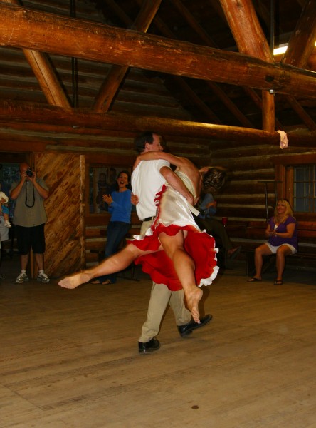 Brian & Michelle's awesome dance