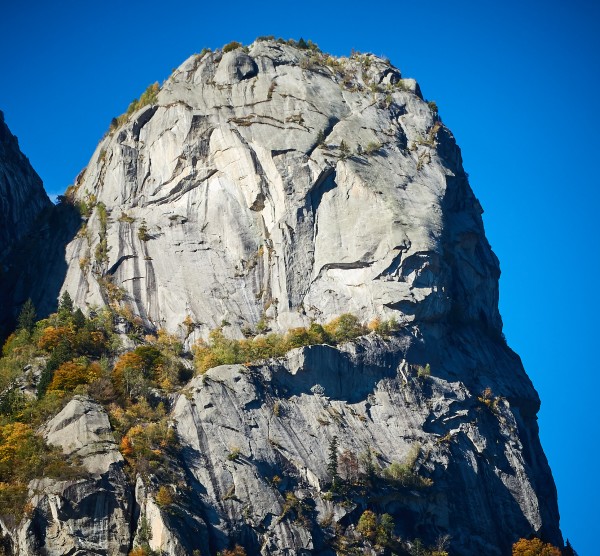 Precipizio degli Asteroidi, one of the main faces in the valley.