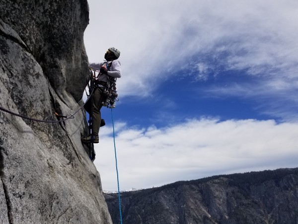 Brett leads the final pitch. Clark Ranges behind.