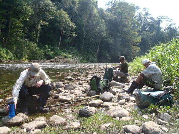 Repacking at rio Platano