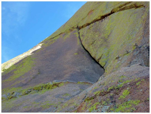 5.9 crack on the 3rd pitch of Mystery