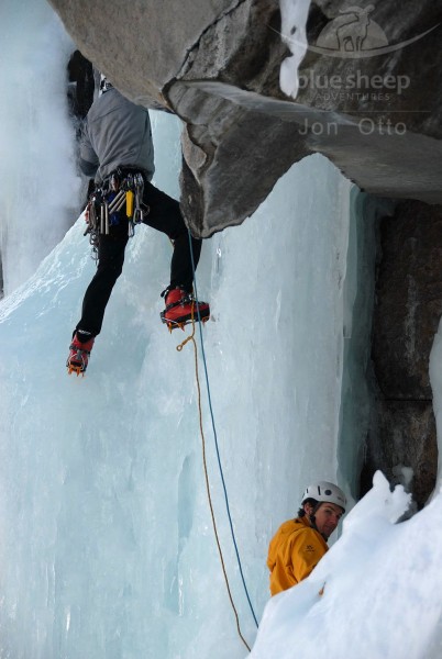 Mike Dahlquist & Frank on Spiral Staircase, Jan 29 2011