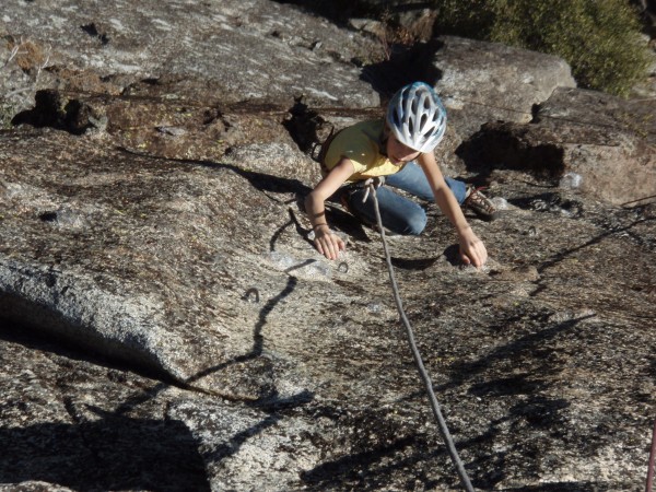 makayla on pitch 5 cruising the 5.10a face in style