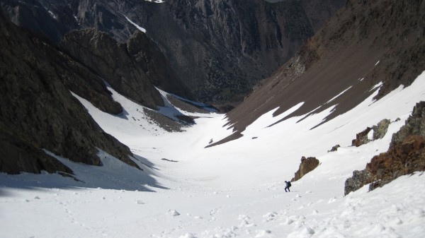 More loose snow and avi debris. &#40;June 8, 2011&#41;