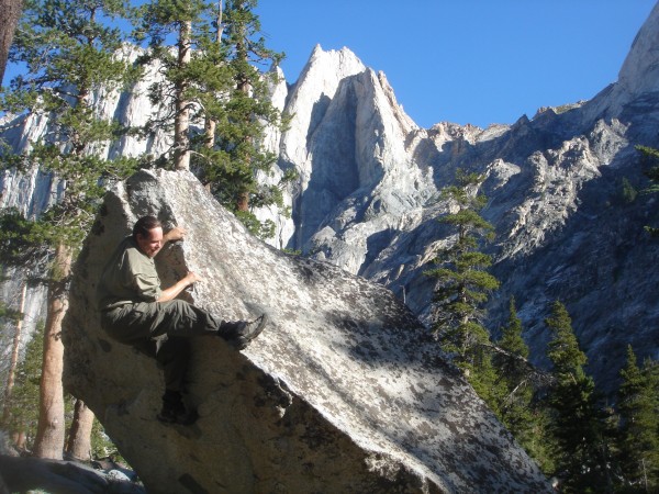 Bouldering at Hamilton Lake