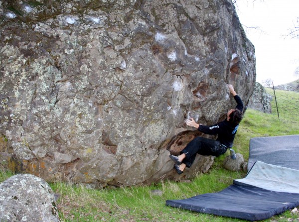 Charlie Barrett - Scotts Traverse V9