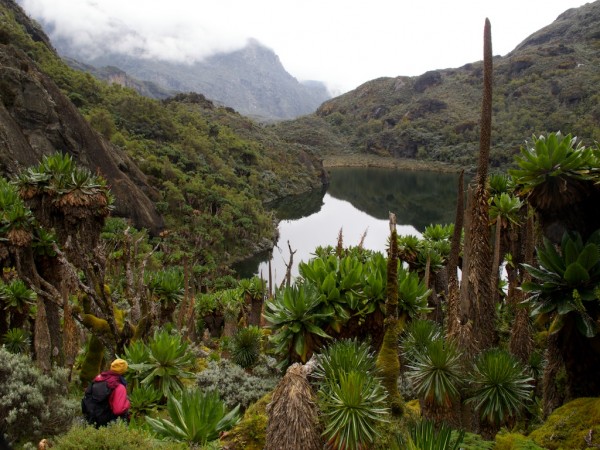 Approaching Upper Kitandra lake.